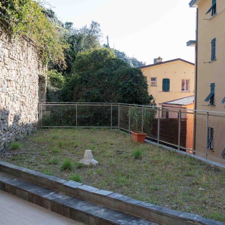 Vernazza Rooftop Apartment - Two-Bedroom Apartment with Terrace - 27