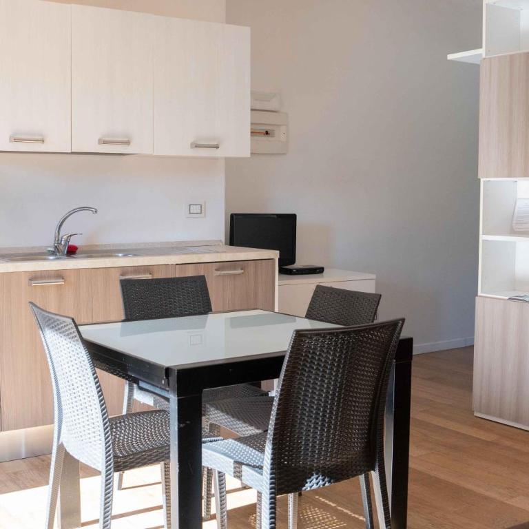 Vernazza Rooftop Apartment - Two-Bedroom Apartment with Terrace - 28