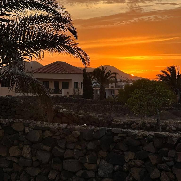 Modern 3-Bedroom Villa in Lajares with Private Pool - Ferienhaus - 31