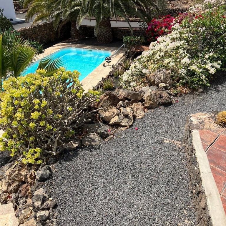Modern 3-Bedroom Villa in Lajares with Private Pool - Ferienhaus - 34