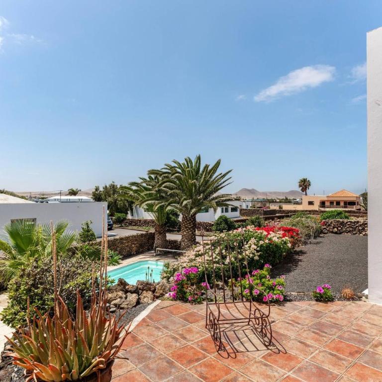 Modern 3-Bedroom Villa in Lajares with Private Pool - Ferienhaus - 35