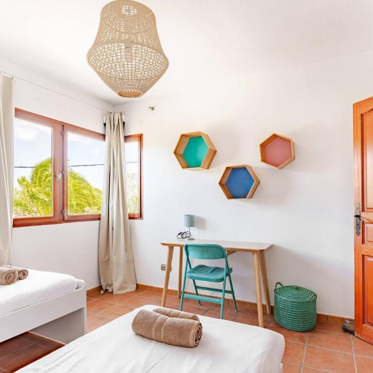 Modern 3-Bedroom Villa in Lajares with Private Pool - Ferienhaus - 42