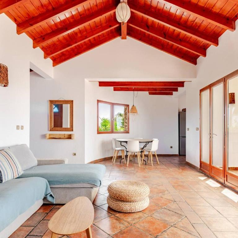 Modern 3-Bedroom Villa in Lajares with Private Pool - Ferienhaus - 45