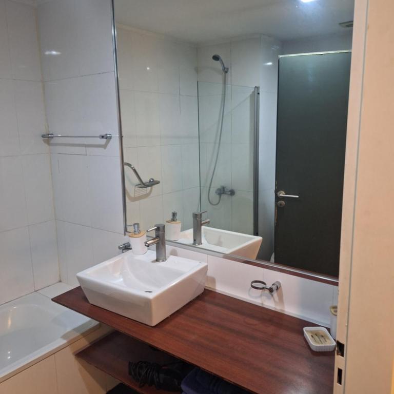 Práctico Monoambiente en Zona Centro - Apartamento de 1 dormitorio - 7