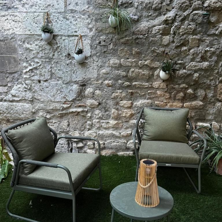 N°5 - Appartement avec jardin au cœur de l'hypercentre - Appartement 1 Chambre - 59