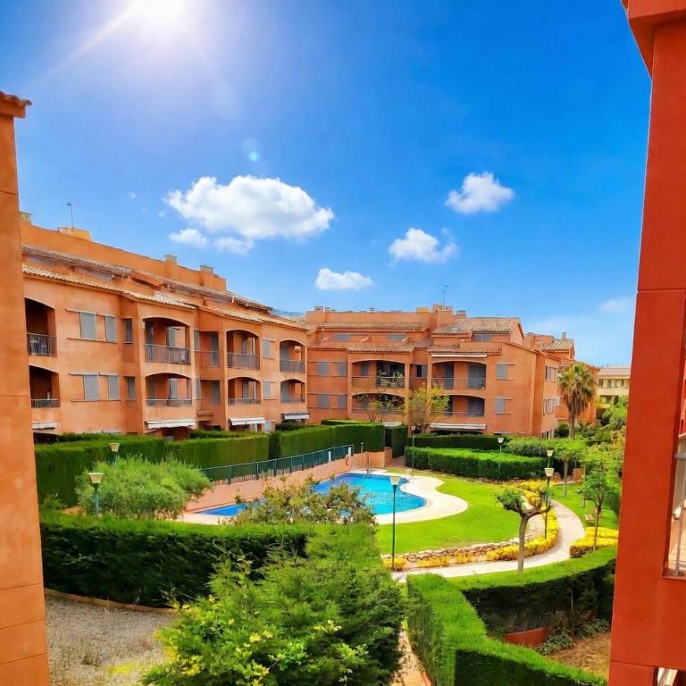Apartamento con piscina comunitaria y bonitas vistas - Apartamento de 3 dormitorios con vistas - 13