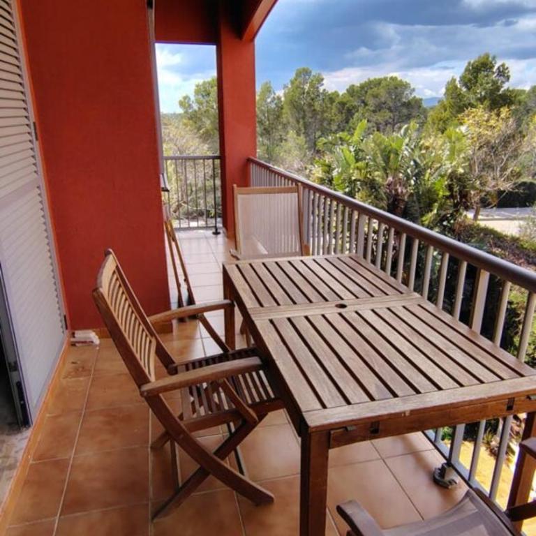 Apartamento con piscina comunitaria y bonitas vistas - Apartamento de 3 dormitorios con vistas - 3