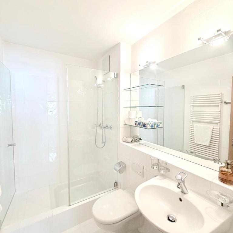 4 1/2 Room Maisonette Apartment with great views - Apartment mit 3 Schlafzimmern - 25