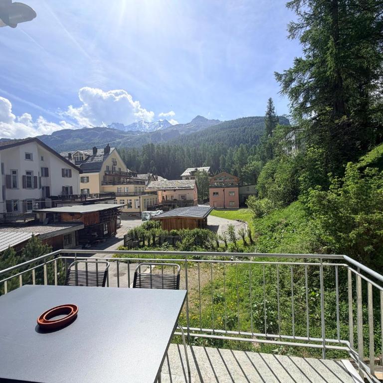 4 1/2 Room Maisonette Apartment with great views - Apartment mit 3 Schlafzimmern - 3