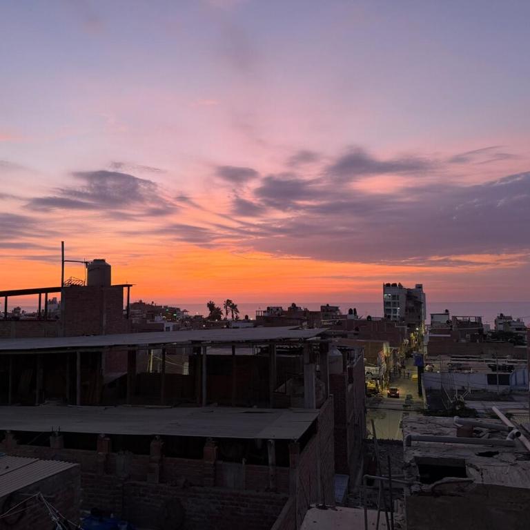 Casa amplia, terraza, vista al mar, Huanchaco, 3BR - Three-Bedroom Vacation Home - 4