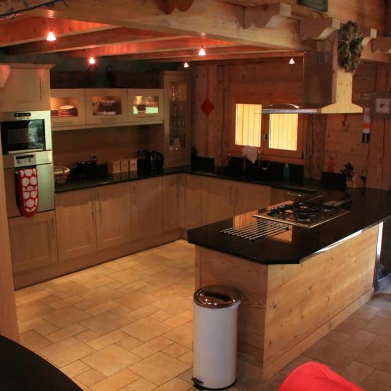 Maison Verte Large Chalet with Hot Tub - Appartement - 5