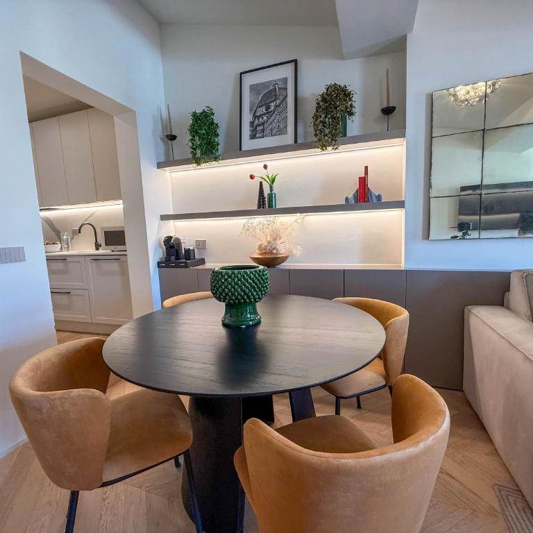Genteel Home Campuccio Firenze - Appartamento con 2 Camere da Letto e Balcone - 19