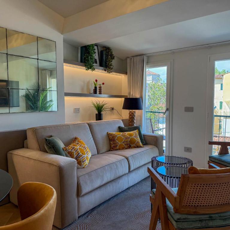 Genteel Home Campuccio Firenze - Appartamento con 2 Camere da Letto e Balcone - 25