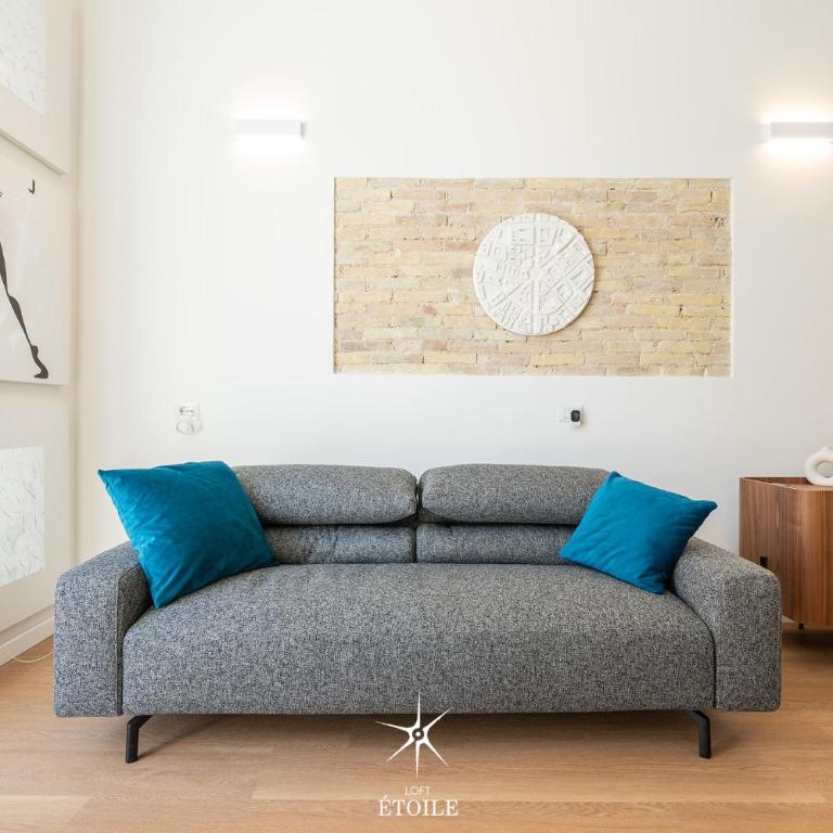 Loft Étoile - One-Bedroom Apartment - 1
