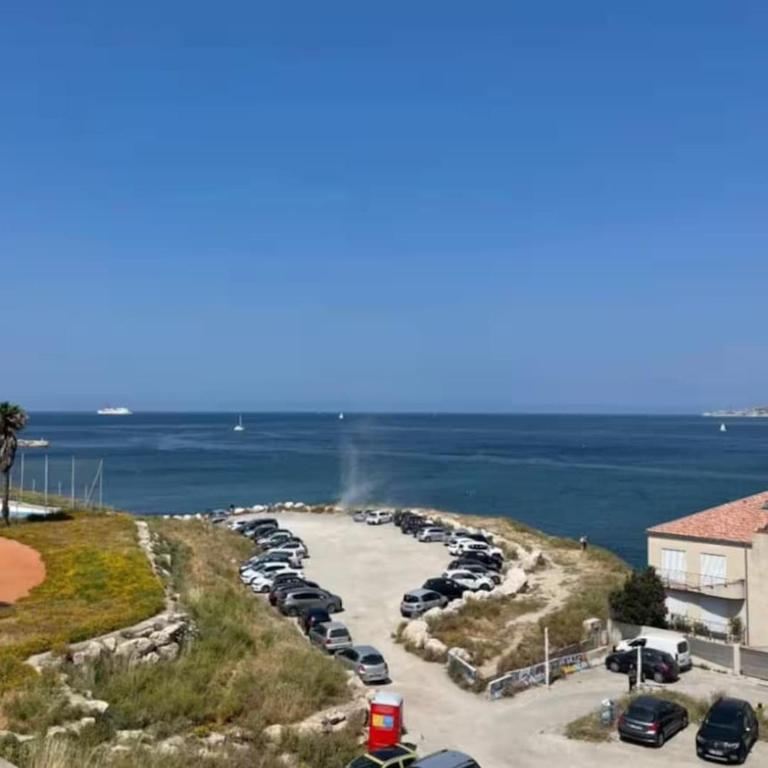 T3 Terrasse 25 m2 full vue mer plage à 2 min à pied - Two-Bedroom Apartment - 16