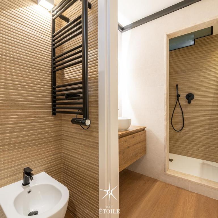 Loft Étoile - One-Bedroom Apartment - 22