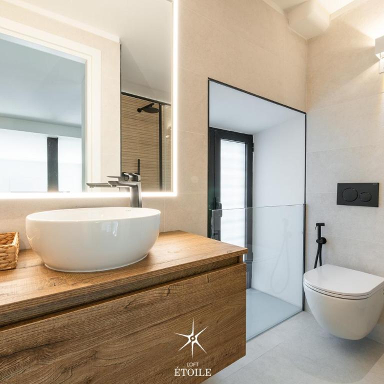 Loft Étoile - One-Bedroom Apartment - 35