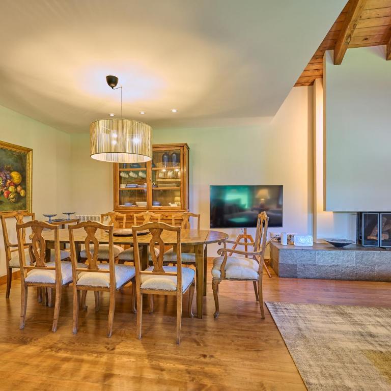Xalet del Golf - Five-Bedroom House - 4
