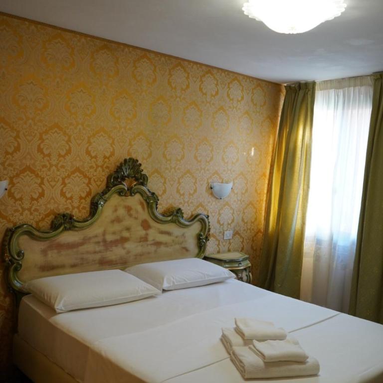 Hotel Walter Venezia - Camera Queen Standard - 2