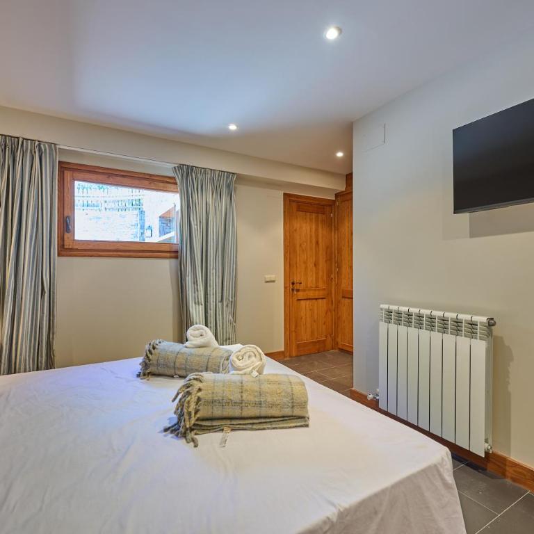 Xalet del Golf - Five-Bedroom House - 10