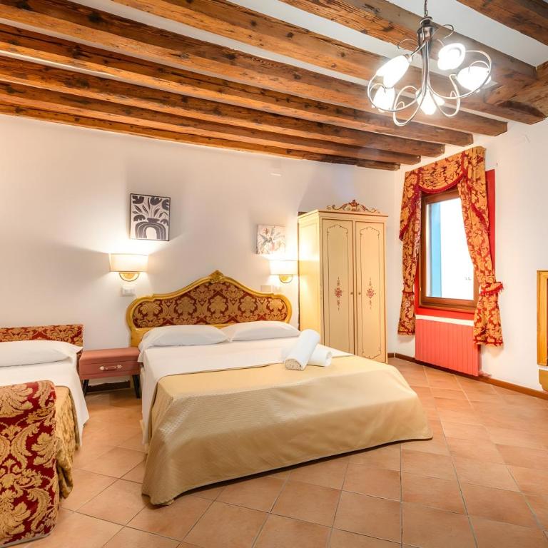 Venezia Baroque - Vierbettzimmer mit Dusche - 1