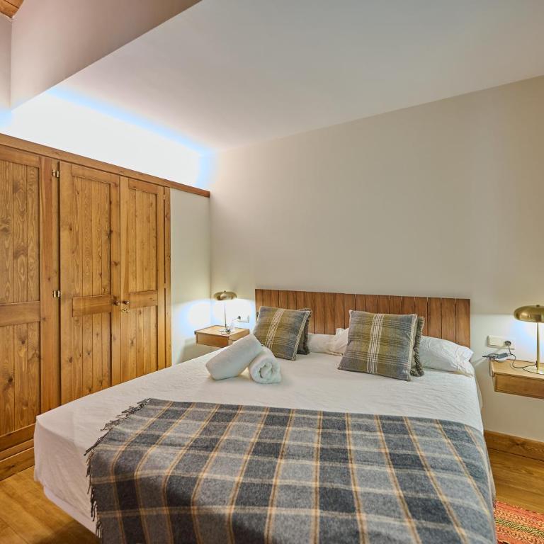 Xalet del Golf - Five-Bedroom House - 14
