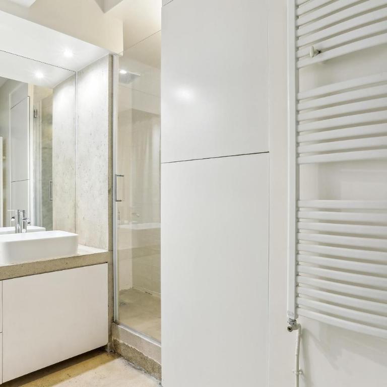 Loft Design Center Paris 11th - Appartement avec Douche - 5
