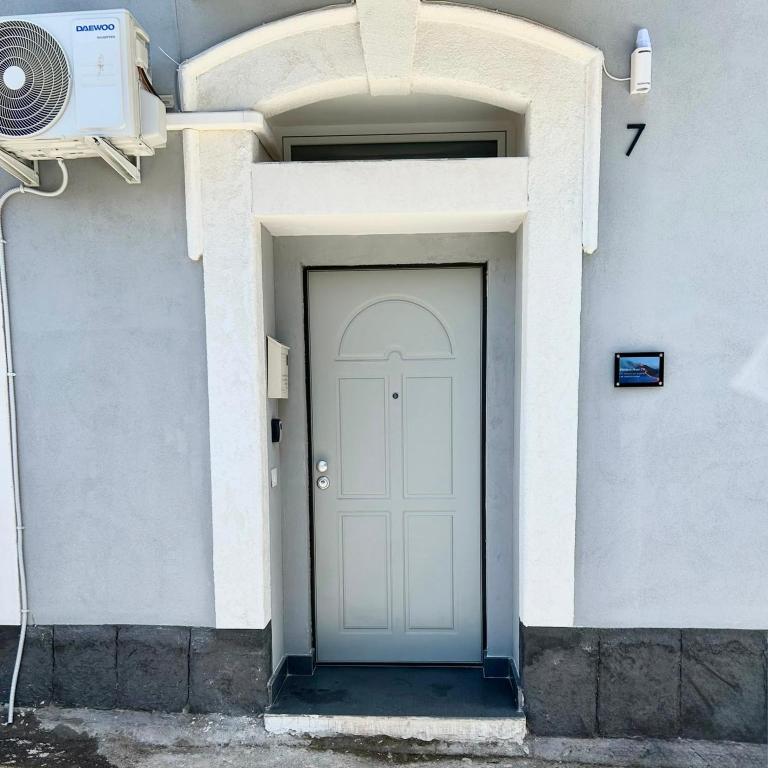 Privitera home 2 - One-Bedroom Apartment - 2