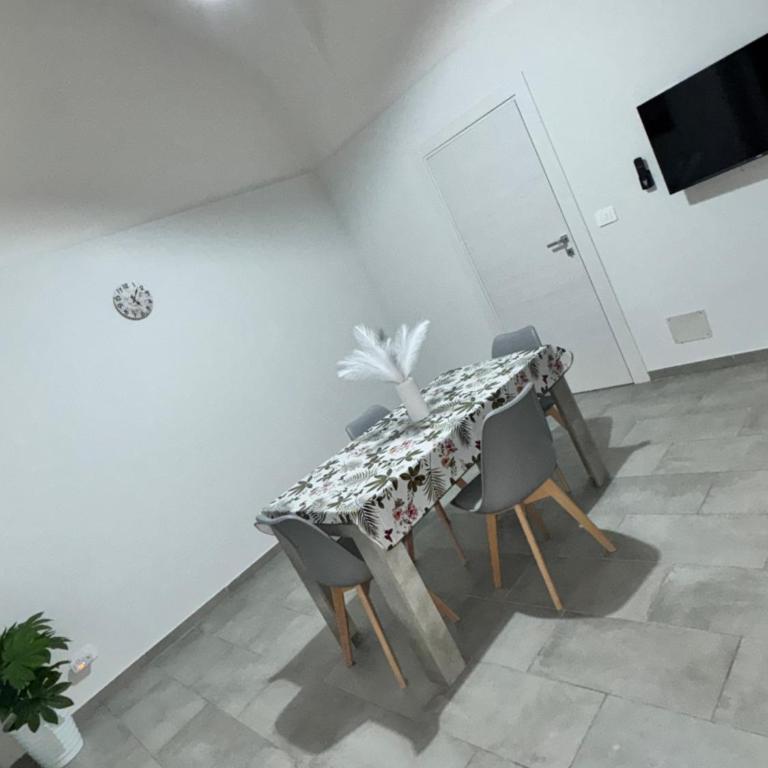 Privitera home 2 - One-Bedroom Apartment - 7