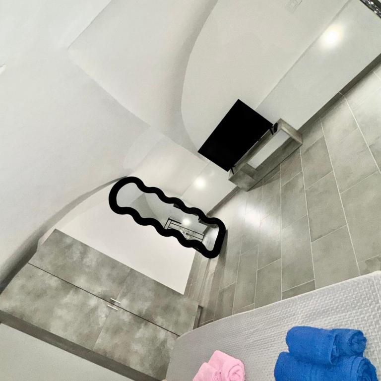 Privitera home 2 - One-Bedroom Apartment - 21