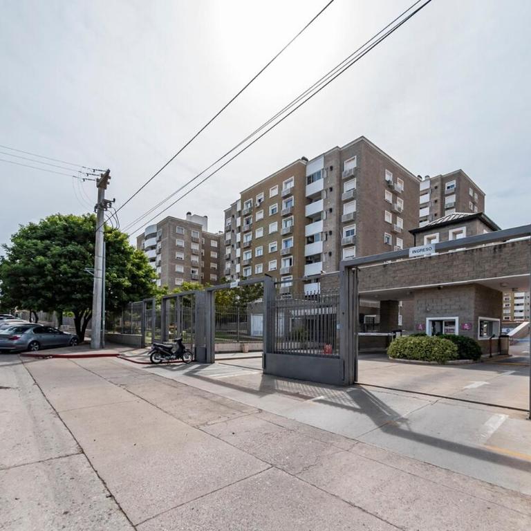 Depto c pileta a mins del Kempes Zona Norte - Apartamento de 1 dormitorio - 25