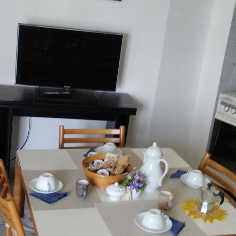 Madame Mikli - Two-Bedroom Apartment - 25