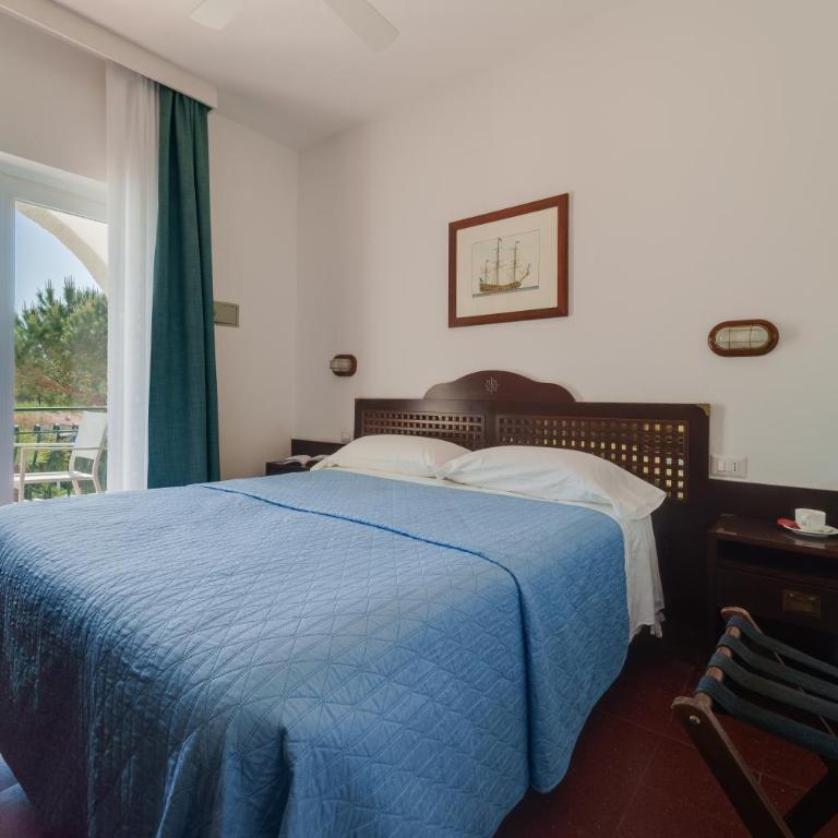 Hotel Antares - Camera Matrimoniale con Vista Mare Laterale - 14