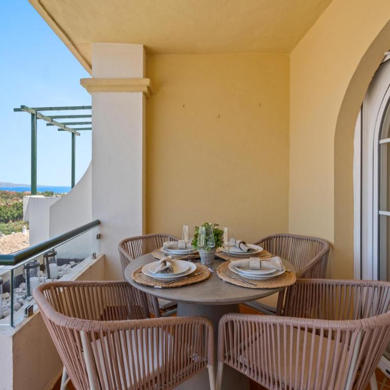 High-End 2 Bedroom Sea View Apartment in Puerto Banus - Apartamento de 2 dormitorios - 25