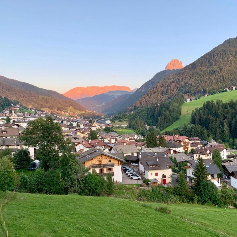 Niuasi Dolomites Panorama - Appartamento Deluxe con 2 Camere da Letto e Vista Giardino - 17