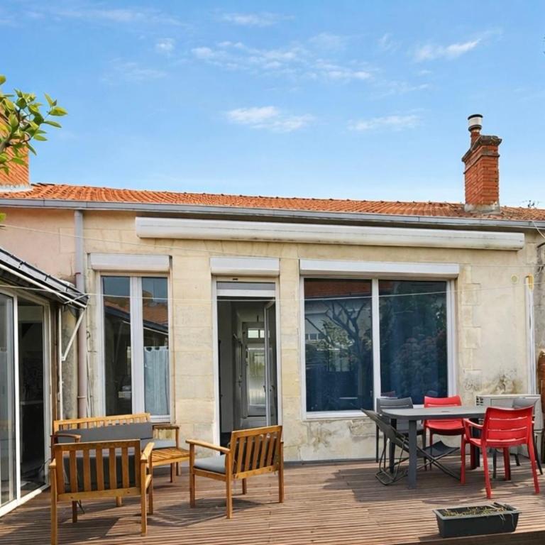 Charming home near beaches & center - Casa Vacanze - 10