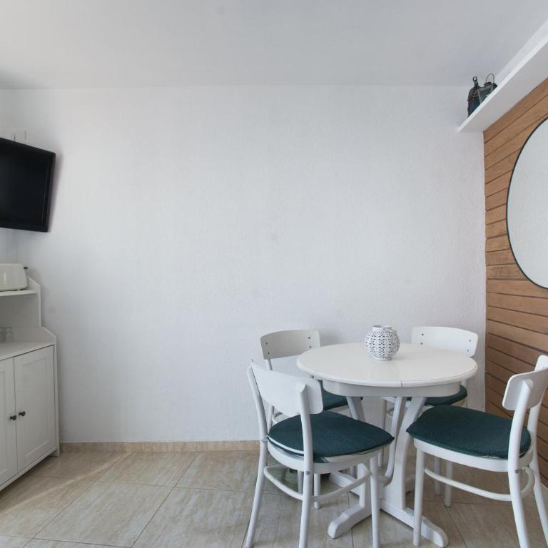 WELCS APARTAMENTO 400 PDA cerca de la playa - Apartamento con balcón - 5