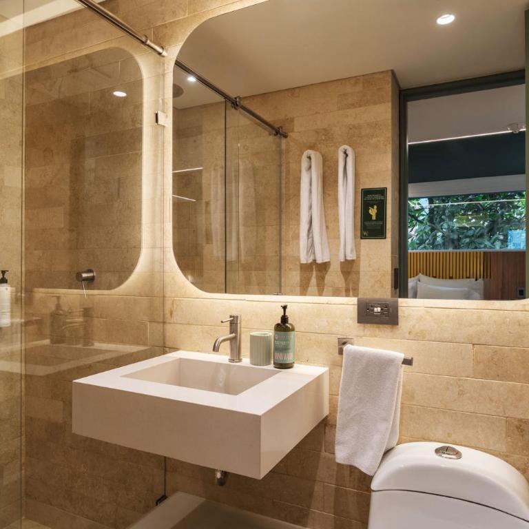 Sloh Hotel & Bar Manila Medellin - Twin Room - 4