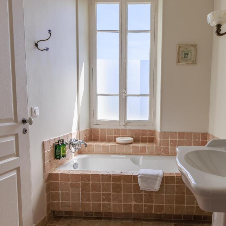 Hôtel La Villa Sainte Valérie Adults Only - Chambre Supérieure avec Balcon - 4