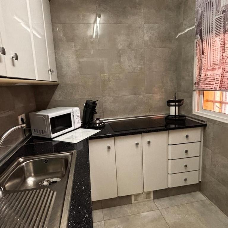 Viva La Mata - One-Bedroom Apartment with Sea View and Balcony - 9