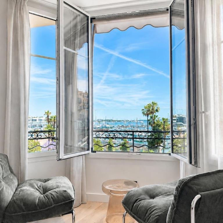 8A- Apartment Facing Port And Town Hall - Appartement 3 Chambres - 15