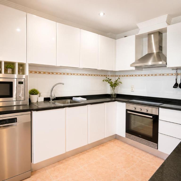 La Rosaleda by Edeal Homes - Two-Bedroom Apartment - 17