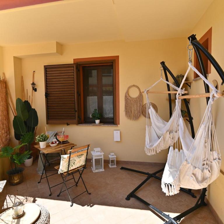 IzzHome Sa Domo d'Amare - Appartamento con 2 Camere da Letto - 3