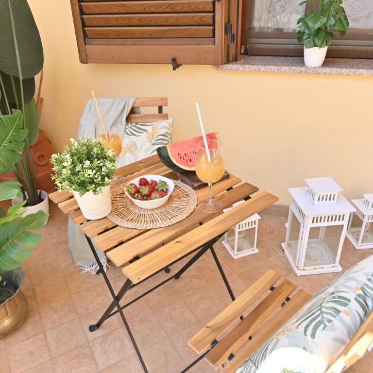 IzzHome Sa Domo d'Amare - Appartamento con 2 Camere da Letto - 4