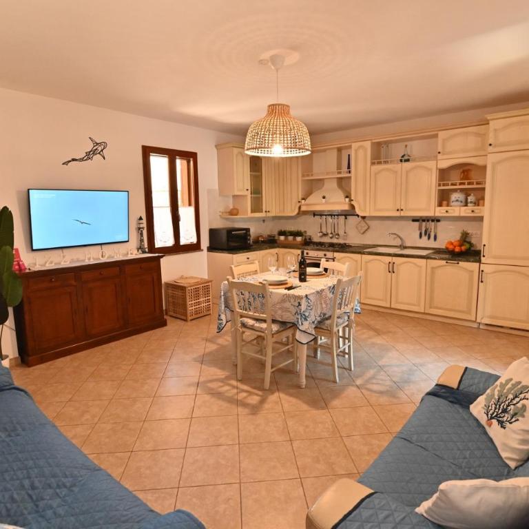 IzzHome Sa Domo d'Amare - Appartamento con 2 Camere da Letto - 5