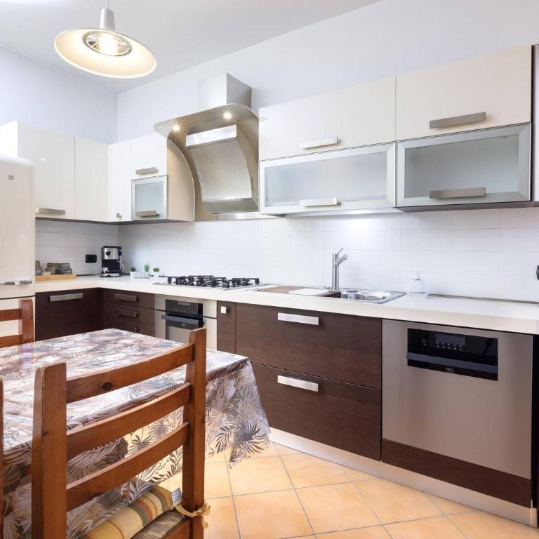 Exclusive Verona Apartment - Arena Views, 3 Bedrooms, Wi-Fi - Appartamento - 20