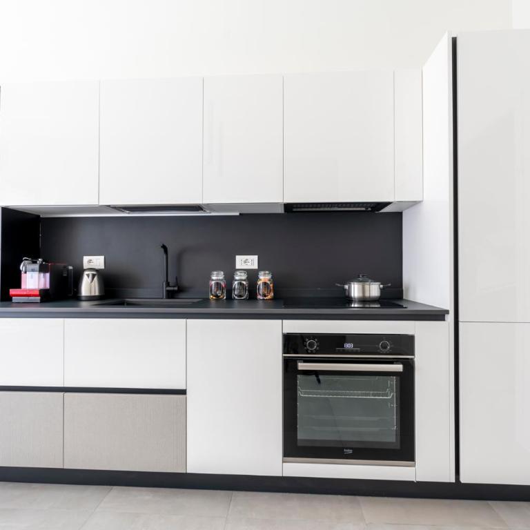 GuestHost - Comfy Apartments near Cenisio MM5 - Appartamento Familiare con 1 Camera da Letto - 13