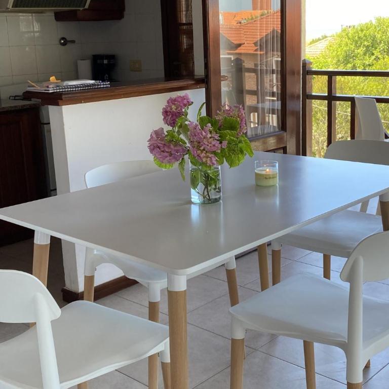 Neptuno - One-Bedroom Apartment - 3