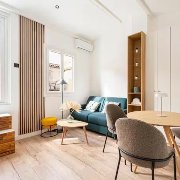 Sur les toits de Meserrer - One-Bedroom Apartment - 4