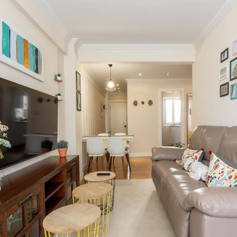 Aston - Apartamento en el centro de Bilbao Garaje incluido - Apartment - 4